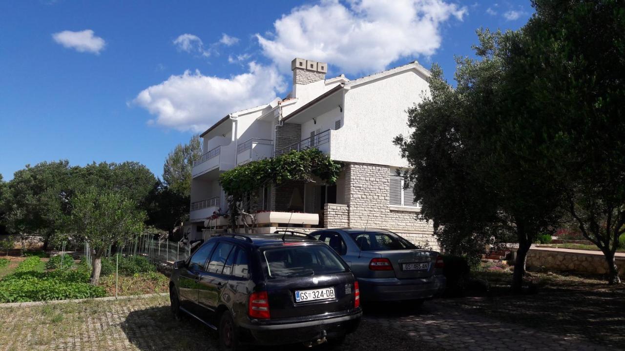Tonica Apartments Novalja Bagian luar foto